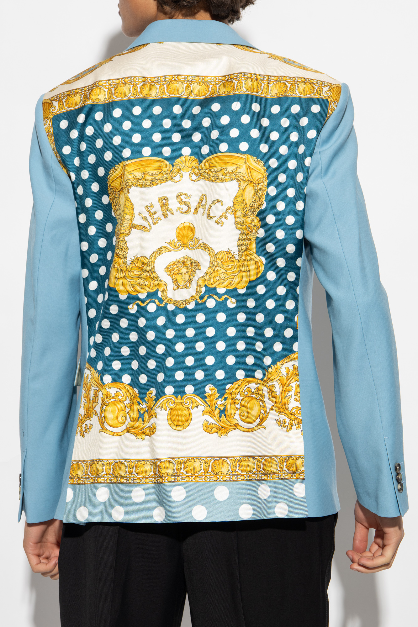 ScadentShops Croatia Light blue Endurance linen field jacket Blu Versace NIKE CROP T SHIRT